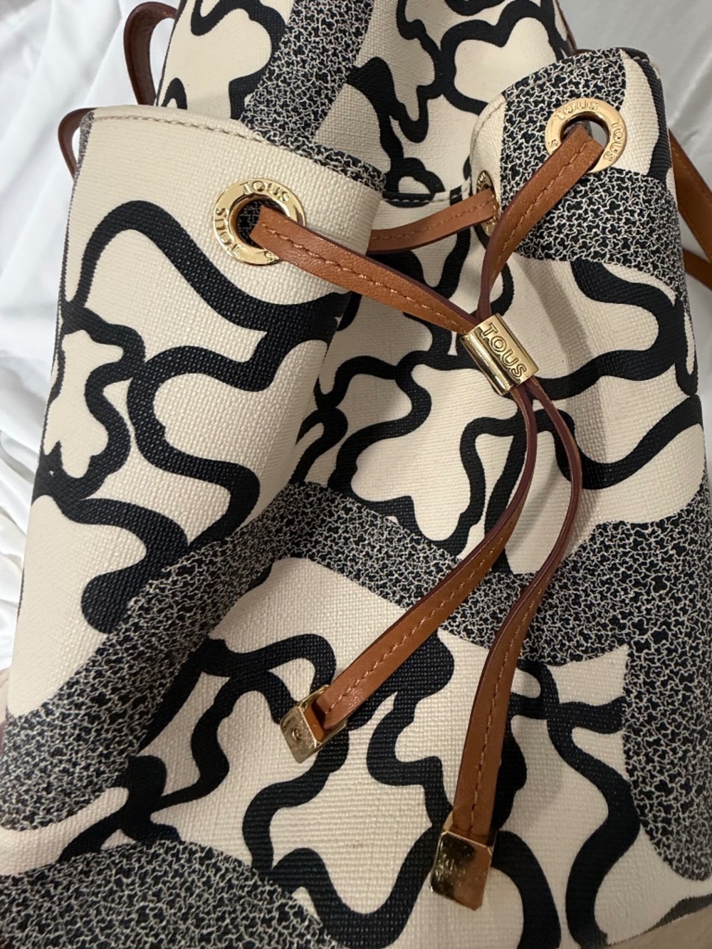 Tous fun tote bag with fun inside accent aqua lining - Picture 9 of 9